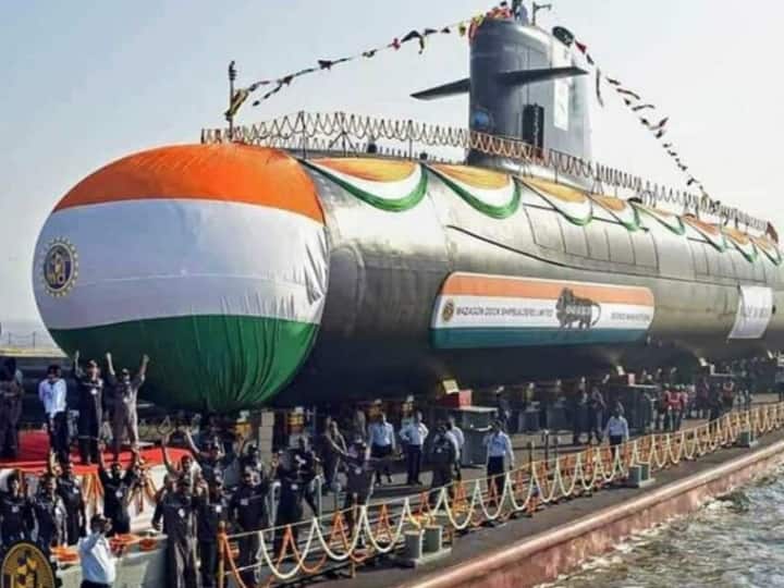 submarine ins karanj commissioned into indian navy in mumbai Karanj Submarine: 'सायलेंट किलर' पाणबुडी 'आयएनएस करंज' आजपासून नौदलाच्या ताफ्यात