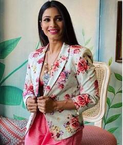 ਕਾਜੌਲ ਦੀ ਭੈਣ Tanishaa Mukerji ਦੀਆਂ ਹੌਟ ਤਸਵੀਰਾਂ ਆਈਆਂ ਸਾਹਮਣੇ, ਦੋਸਤਾਂ ਨਾਲ ਕਰ ਰਹੀ ਮਸਤੀ