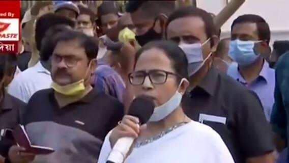 West Bengal Election 2021: ‘মনোনয়নপত্রে চার প্রস্তাবকের মধ্যে একজন শহিদ পরিবারের মেয়ে’, জানালেন মমতা