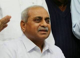 Gandhinagar : વિધાનસભામાં કોંગ્રેસના ધારાસભ્યે નીતિન પટેલ વિશે એવી તે શું કરી કોમેન્ટ કે ફરી વળ્યું હાસ્યનું મોજુ?