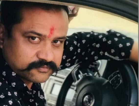 Surat : વેપારીને 15 વર્ષ નાની યુવતી સાથેે સંબંધ બંધાતાં પત્નિને કાઢી મૂકી, પ્રેમિકાને ઘરે જ રાખી મનાવતો રંગરેલિયાં ને......