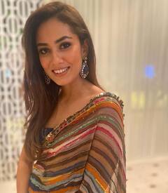 Alia Bhatt vs Mira Rajput Fashion Faceoff: Who Looks Better In A Multi-Coloured Striped Sequined Saree?