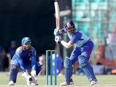 Vijay Hazare Trophy: ટીમ ઇન્ડિયામાંથી પડતા મુકાયેલા આ યુવા બેટ્સમેનનો કમાલ, 17 ચોગ્ગા અને 7 છગ્ગા સાથે ફટકાર્યા 165 રન, જાણો વિગતે