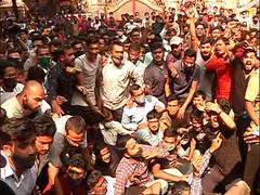 MPSC Exam Postponed | पुण्यातील नवी पेठेत एमपीएससीच्या विद्यार्थ्यांचा रास्ता रोको, परीक्षा पुढे ढकलल्यामुळे विद्यार्थी आक्रमक