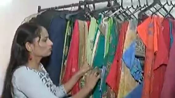 Ahmedabad: નવા વાડજમાં સાડીની લાઇબ્રેરી, જરૂરિયાતમંદ બહેનોને અપાય છે સાડી