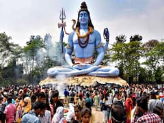 Maha Shivratri 2021 Photos: Thousands Of Devotees Across India Gather To Be Immersed In Shiv Bhakti