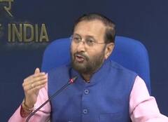 नव्या IT नियमांमुळे डिजिटल प्रकाशकांवर जबाबदाऱ्या, चर्चेदरम्यान प्रकाश जावडेकर यांचं वक्तव्य