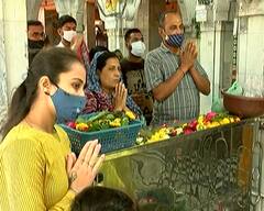 Mahashivratri 2021: અમદાવાદ સહિત રાજ્યભરમાં શિવાલયો હર હર મહાદેવના નાદથી ગુંજી ઉઠ્યા,  શ્રદ્ધાળુઓએ લગાવી લાઈન, જુઓ તસવીરો