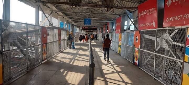 ਅੰਮ੍ਰਿਤਸਰ ਰੇਲਵੇ ਸਟੇਸ਼ਨ 'ਤੇ ਅੱਜ ਤੋਂ ਮੁਕੰਮਲ ਰੇਲਵੇ ਆਵਾਜਾਈ ਬਹਾਲ ਹੋ ਗਈ ਹੈ।