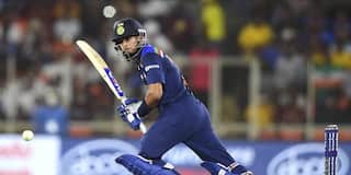 Ind vs Eng 1st T20: ਸ਼੍ਰੇਯਸ਼ ਅਈਅਰ ਦੀ ਸ਼ਾਨਦਾਰ ਪਾਰੀ ਨਾਲ ਸੰਭਲਿਆ ਭਾਰਤ, ਇੰਗਲੈਂਡ ਸਾਹਮਣੇ 125 ਦੌੜਾਂ ਦਾ ਟੀਚਾ