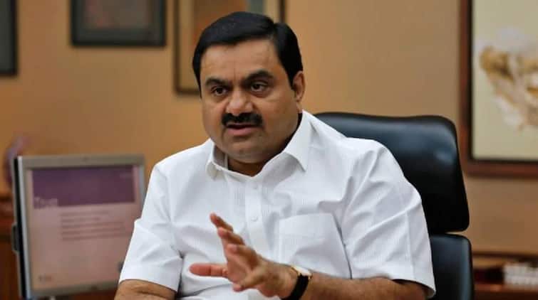 Gautam Adani earns even more than Jeff Bezos, Elon Musk in 2021, shocking figure 2021માં ગૌતમ અદાણીએ જેફ બેઝોસ, ઇલોન મસ્ક કરતાં પણ વધારે કમાણી કરી, આંકડો ચોંકાવનારો