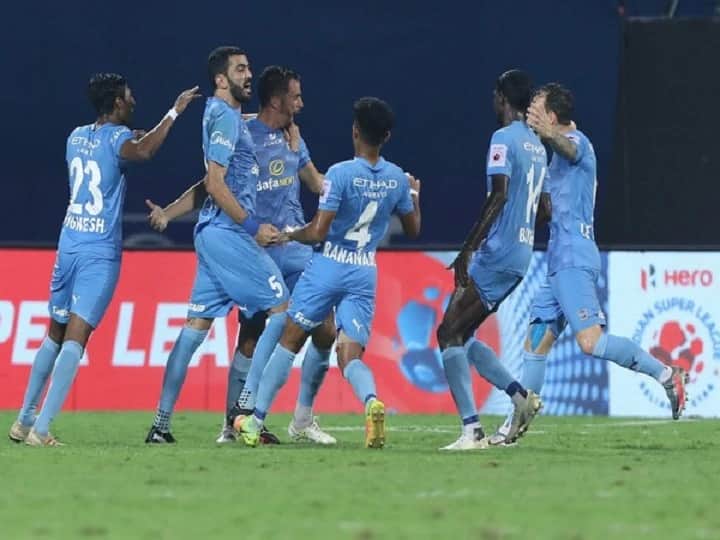 ISL 2021: Mumbai City FC beat ATK Mohun Bagan by 2-1 in final ISL 2021 Final | मुंबई सिटी एफसी पहिल्यांदाच आयएसएल चॅम्पियन; अंतिम फेरीत एटीके मोहन बागानचा पराभव