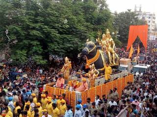 રૂપાણી સરકારના મંત્રીની વિવાદિત વાણી, કહ્યું- ‘ધાર્મિક કાર્યક્રમથી કોરોના ફેલાય તો ભગવાન જવાબદાર’