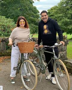 Akshay-Twinkle: অক্ষয়কে দমবন্ধ করে মারছেন টুইঙ্কেল!