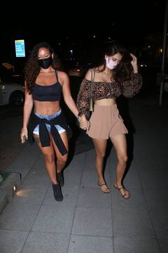 PICS: Disha Steps Out In Crop Top & Skirt For Dinner Date With Tiger Shroff & His Sister Krishna