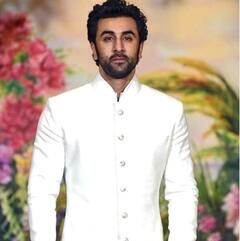 In Pics : बॉलिवूडच्या अनेक सेलिब्रिटींना कोरोनाची लागण