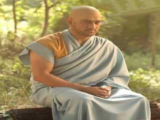 MS Dhoni Monk Look: ਕੀ ਧੋਨੀ ਨੇ ਲੈ ਲਿਆ ਸੰਨਿਆਸ? ਤਸਵੀਰ ਹੋਈ ਵਾਇਰਲ