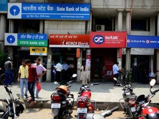 सलग 4 दिवस बँका राहणार बंद, बँक कर्मचाऱ्यांचा देशव्यापी संप, नेमक्या काय आहेत मागण्या? कधी राहणार बँका बंद?