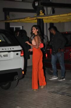 IN PICS | Ananya Panday, Shanaya Kapoor, Nirvaan Khan & Others Arrive At Seema Khan’s Birthday Bash
