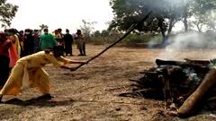 મોહન ડેલકર આત્મહત્યા કેસમાં પ્રશાસક પ્રફુલ પટેલ વિરુદ્દ બાલદેવીમાં આક્રોશ, જુઓ વીડિયો