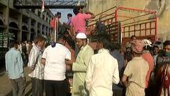 કોરોનાના વધતા કેસ વચ્ચે અમદાવાદના જમાલપુર APMCમાં ઉમટી ભીડ, જુઓ વીડિયો