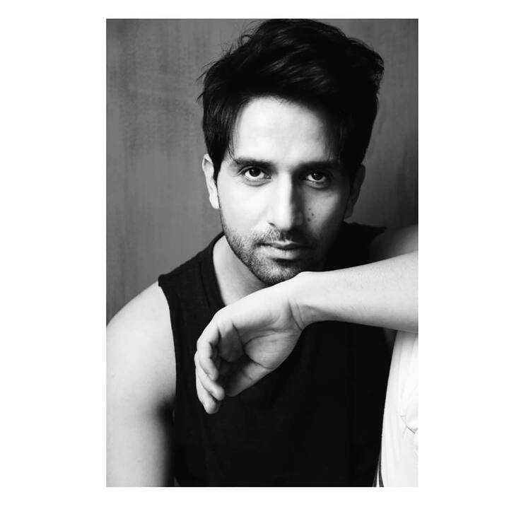 According to a report of Pinkvilla, he is currently rumoured to be dating Hrithik Roshan's ex-wife Sussanne Khan. (Image courtesy - @arslangoni/Instagram)