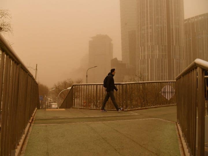 Tangshan, China’s top steelmaking city and a major source of pollution in Beijing and Hebei, they have not taken any anti-smog measures. (Image: AFP)