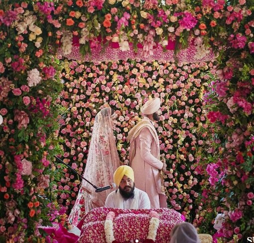 Jasprit Bumrah-Sanjana Wedding First Photos: ટીમ ઇન્ડિયાના ફાસ્ટ બૉલર જસપ્રીત બુમરાહે એન્કર સંજના ગણેશન સાથે કર્યા લગ્ન, જુઓ પ્રથમ તસવીર.....