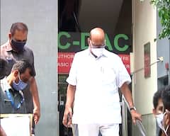 NCP Meeting | सचिन वाझेप्रकरणी शरद पवार वरिष्ठ नेत्यांशी चर्चा करणार, राष्ट्रवादीची दुपारी बैठक