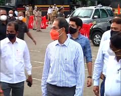 Sachin Vaze | शरद पवारांनी घेतली मुख्यमंत्र्यांची भेट, सचिन वाझेंच्या अटकेबाबत सविस्तर चर्चा झाल्याची माहिती