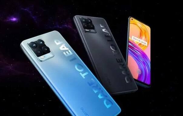 Realme 8 series સ્પેશિફિકેશન્સ..... રિયલમી 8 પ્રૉમાં 108 મેગાપિક્સલ ક્વાડ રિયર કેમેરા સેટઅપ હોવાની પુષ્ટી છે. ફોન્સમાં ઇન- ડિસ્પ્લે ફિંગરપ્રિન્ટ સેન્સર હશે. ફોનમાં એમૉલેડ પેનલ આપવામાં આવશે. રિયલમી ફ્રાન્સીસે પહેલા જ સંકેત આપ્યા હતા કે 8 સીરીઝમાં 5G નેટવર્ક સપોર્ટ આપવામાં આવી શકે છે.