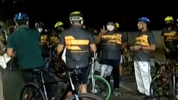 Surat: પોલીસ કમિશનરે કાઢી સાયકલ પર દાંડી યાત્રા,જુઓ વીડિયો