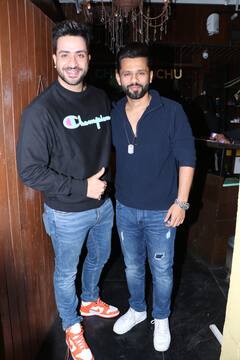 IN PICS | Rahul Vaidya-Disha Parmar, Jasmin Bhasin-Aly Goni Spotted At A Restaurant In Juhu