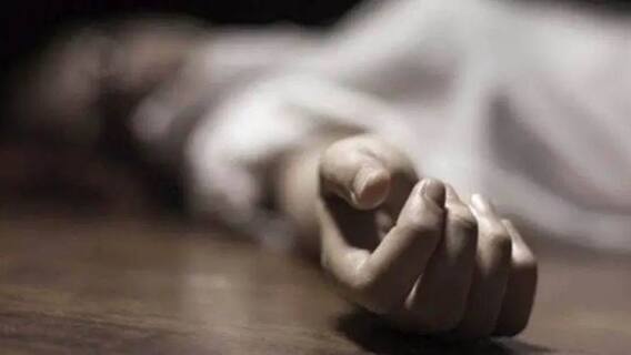 New Market Body Recovery: হোটেলের বন্ধ ঘরে বাবা-মা-ছেলের দেহ, ঘনাচ্ছে রহস্য