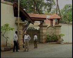 वर्षा बंगल्यावर सचिन वाझेप्रकरणी महत्त्वाची बैठक, मुख्यमंत्र्यांसह महाविकास आघाडीचे नेते उपस्थित