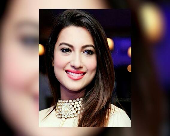 Gauhar Khan Corona | अभिनेत्री गौहर खानला इंडस्ट्रीत काम करण्यासाठी दोन महिन्यांची बंदी