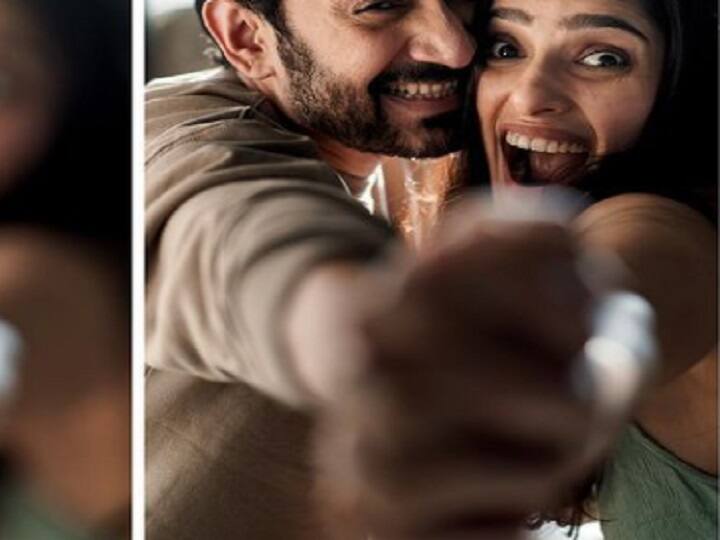 actress Priya bapat and actor husband Umesh kamat test positive for COVID 19 Corona Alert | मराठीतील लोकप्रिय सेलिब्रिटी जोडीला कोरोनाची लागण
