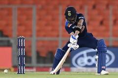 Kohli in Pics:ব্যাটে ঝলমলে ইনিংস, হারে হতাশা, মাঠে নানা মুডে কোহলি