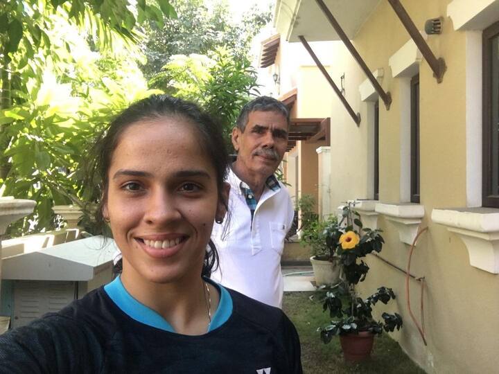 প্রথম ভারতীয় হিসেবে ২০০৮ সালে, তিনি বিশ্ব জুনিয়র ব্যাডমিন্টন চ্যাম্পিয়নশিপ জিতেছিলেন।