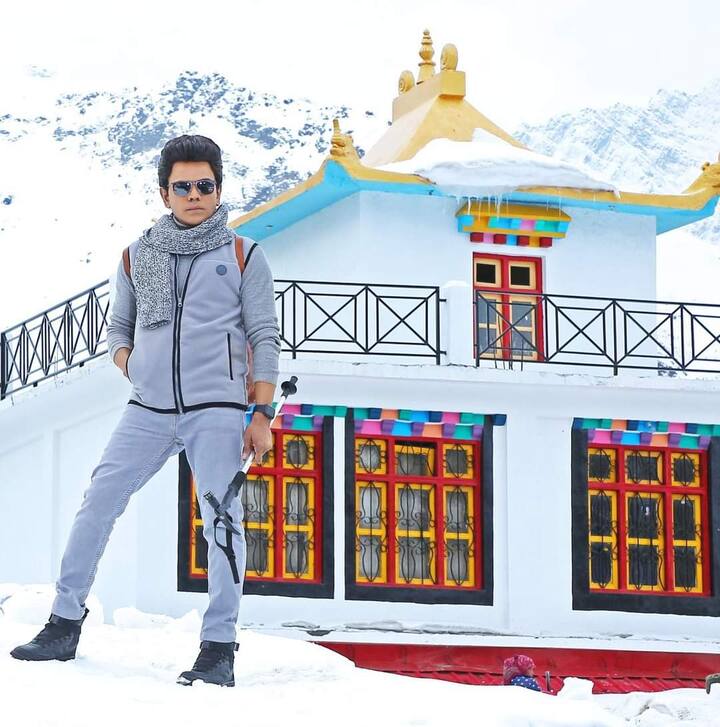 Saravana Stores Arul Movie Photos