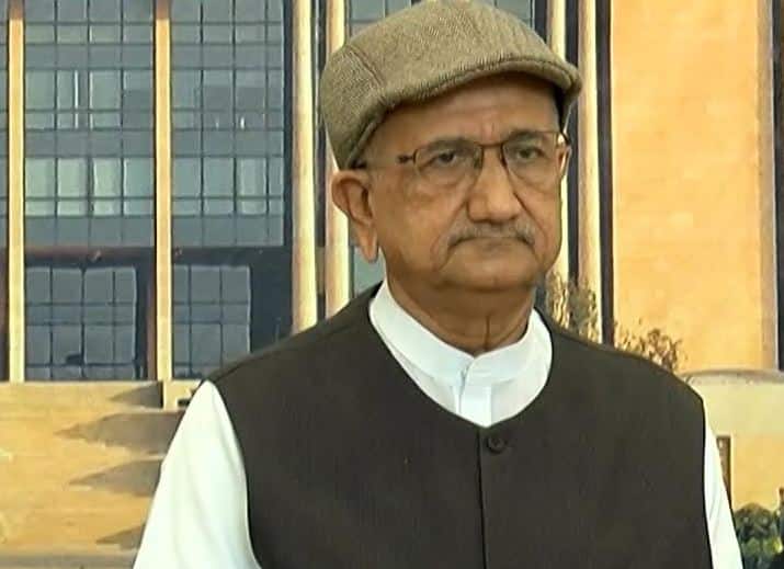 close all school in 8 major cities in Gujarat ગુજરાતમાં ક્યા 8 મોટા શહેરોમાં તમામ  શાળા કૉલેજો બંધ કરવા નિર્ણય, જાણો વિગત