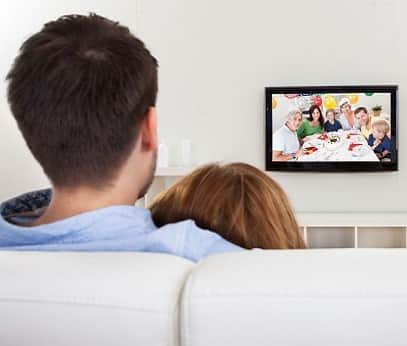 નવી દિલ્હીઃ જો તમે હાલના સમયમાં એક સારુ સ્માર્ટ ટીવી ખરીદવાનુ વિચારી રહ્યાં છો તો તમારા માટે બેસ્ટ મોકો છે. 16-20 માર્ચ સુધી Flipkart Electronics Sale સેલ શરૂ થઇ ચૂક્યો છે. જેમાં સ્માર્ટ ટીવી પર જબરદસ્ત ડિસ્કાઉન્ટ મળી રહ્યું છે.