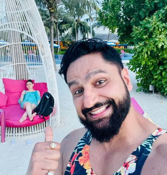 Shefali Jariwala and Parag Tyagi flew to the Maldives earlier this week and we just can't wait to see more pics of the couple's stylish vacation! [pic credit: Instagram]