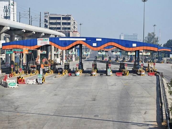 Toll Booths to be Removed Within Year Money Collection Via GPS Mapping Nitin Gadkari GPS Toll Booth: এক বছরের মধ্যে তুলে দেওয়া হবে সমস্ত টোল বুথ