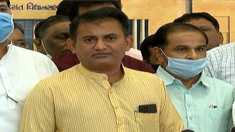Gujarat Love jihad Bill: Gujarat assembly speaker remove wards from record of Paresh Dhanani, he reaction on Pradipsinh Jadeja Gujarat Love jihad Bill: 'પરવીન બાબીએ પ્રપોઝ કર્યું હોત તો પ્રદીપસિંહ પાણી પાણી થઈ ગયા હોત....', અધ્યક્ષે રેકોર્ડ પરથી દૂર કર્યા આ શબ્દો