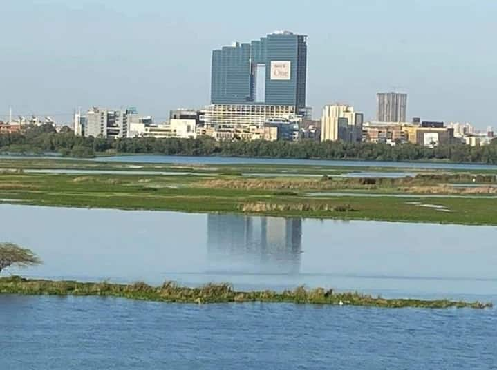 Flood threat Delhi alert in low lying areas of Yamuna haryana Hathni Kund barrage ann Flood Threat in Delhi: दिल्ली में बाढ़ का खतरा, यमुना के निचले इलाकों में अलर्ट