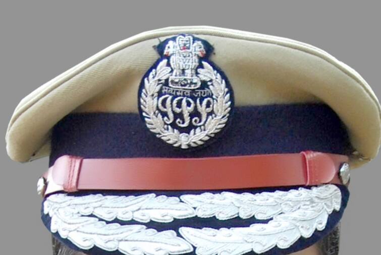 பாலியல் குற்றஞ்சாட்டப்பட்ட ஐ.பி.எஸ். பணியிடை நீக்கம்..உள்துறைச் செயலகம் நடவடிக்கை! Rajesh Das IPS is suspended as DGP, Home secretariat makes an official announcement பாலியல் குற்றஞ்சாட்டப்பட்ட ஐ.பி.எஸ். பணியிடை நீக்கம்..உள்துறைச் செயலகம் நடவடிக்கை!