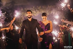 Jasprit - Sanjana Photos: রূপকথার মতো... সঞ্জনার সঙ্গে ছবি দিয়ে লিখলেন বুমরা