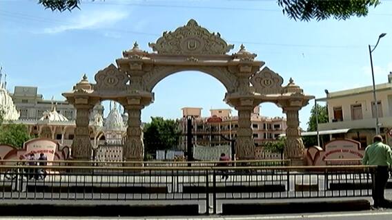 અમદાવાદના સ્વામિનારાયણ મંદિરોમાં ફૂલડોલ ઉત્સવ મોકૂફ, જુઓ વીડિયો