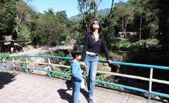 સોશિયલ મીડિયા પર ફાટેલી જિન્સમાં મહિલાઓ ફોટો કરી રહી છે પોસ્ટ, CM તીરથના વિરોધમાં મિશન! જાણો શું છે મામલો